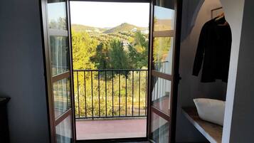 4 chambres, draps fournis