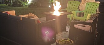 Charming suite with patio, heating, WiFi, free parking in welcoming New Rochelle