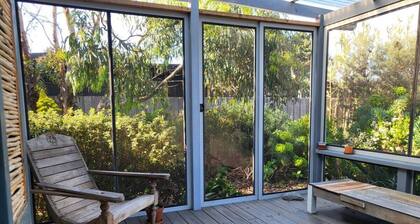 The Dunes - King Studio - 50m from Scamander Beach