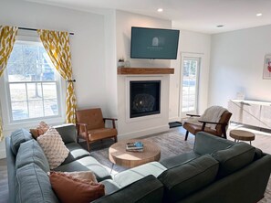 TV connectée, cheminée