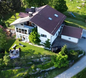 Exterior - Holiday flat ‘Grabmeier - Number 2’ with mountain view, balcony and Wi-Fi (Grainet)