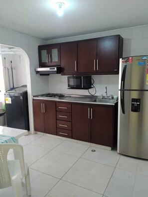 Private kitchen - 3 Bedroom 2 bathroom With Doorman (Bucaramanga)