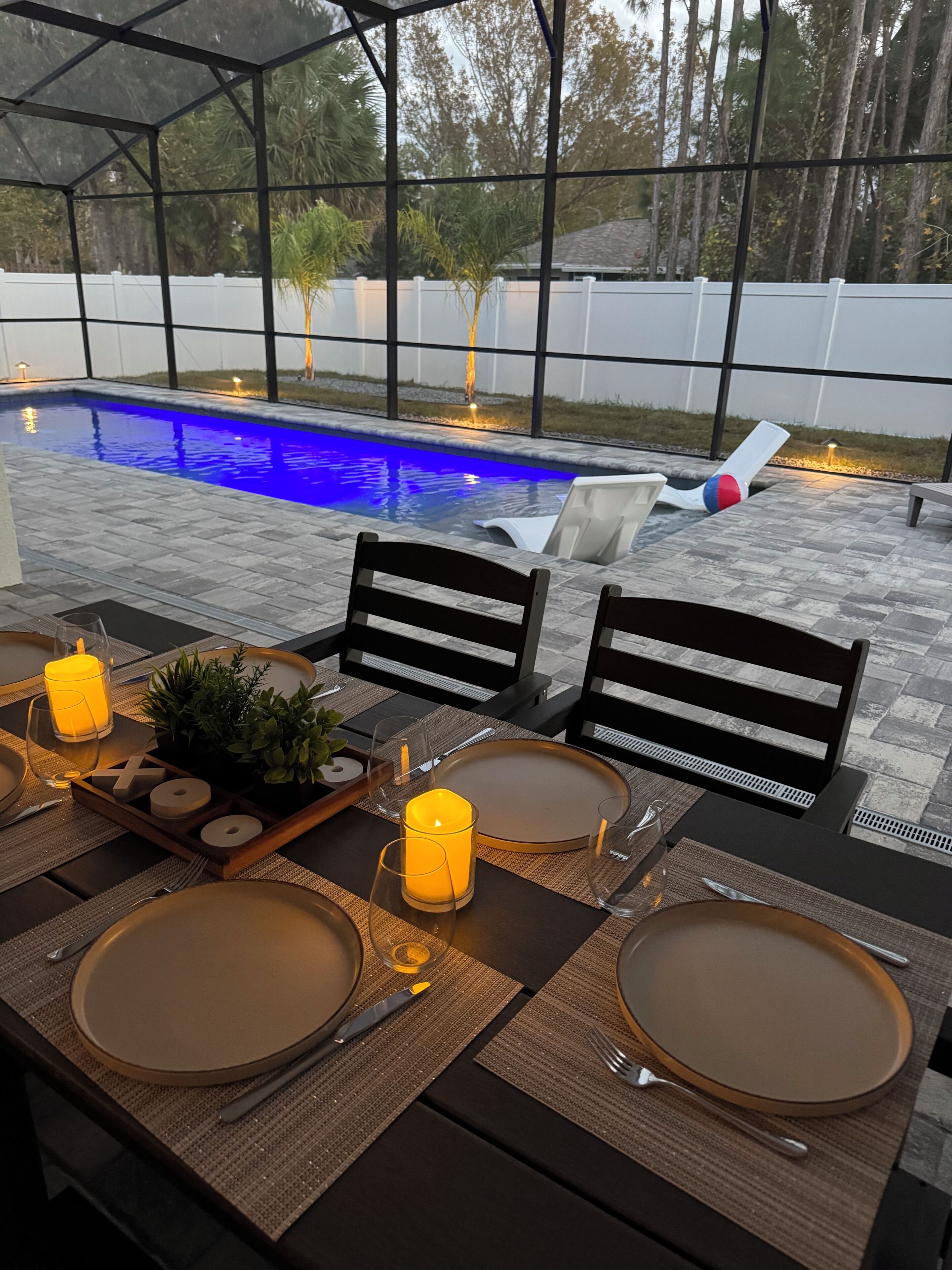 Outdoor pool, a heated pool