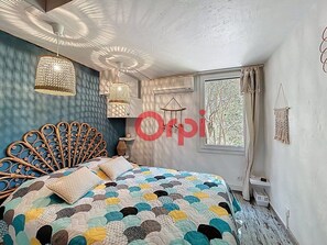 2 bedrooms