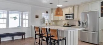 Beautiful Lakefront Gem ~ Pool ~ Fishing ~ 5 Star Location