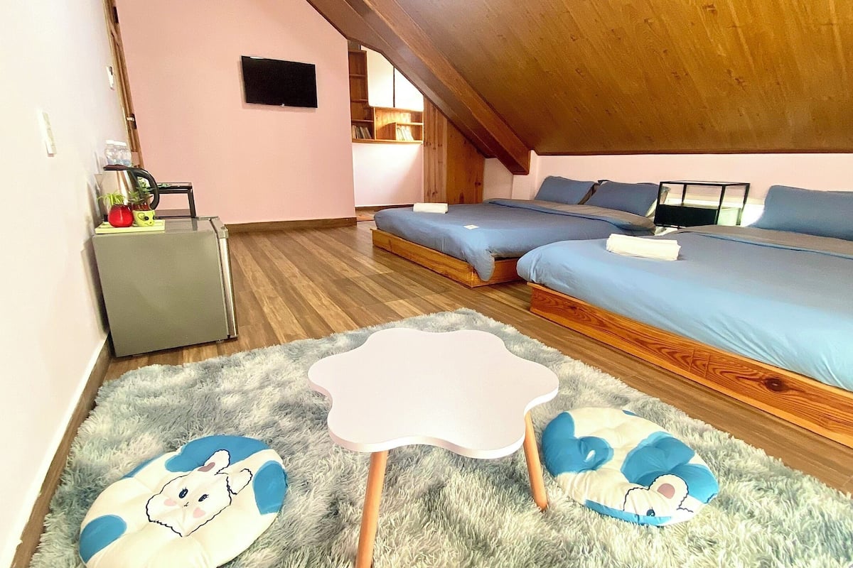 Classic Quadruple Room