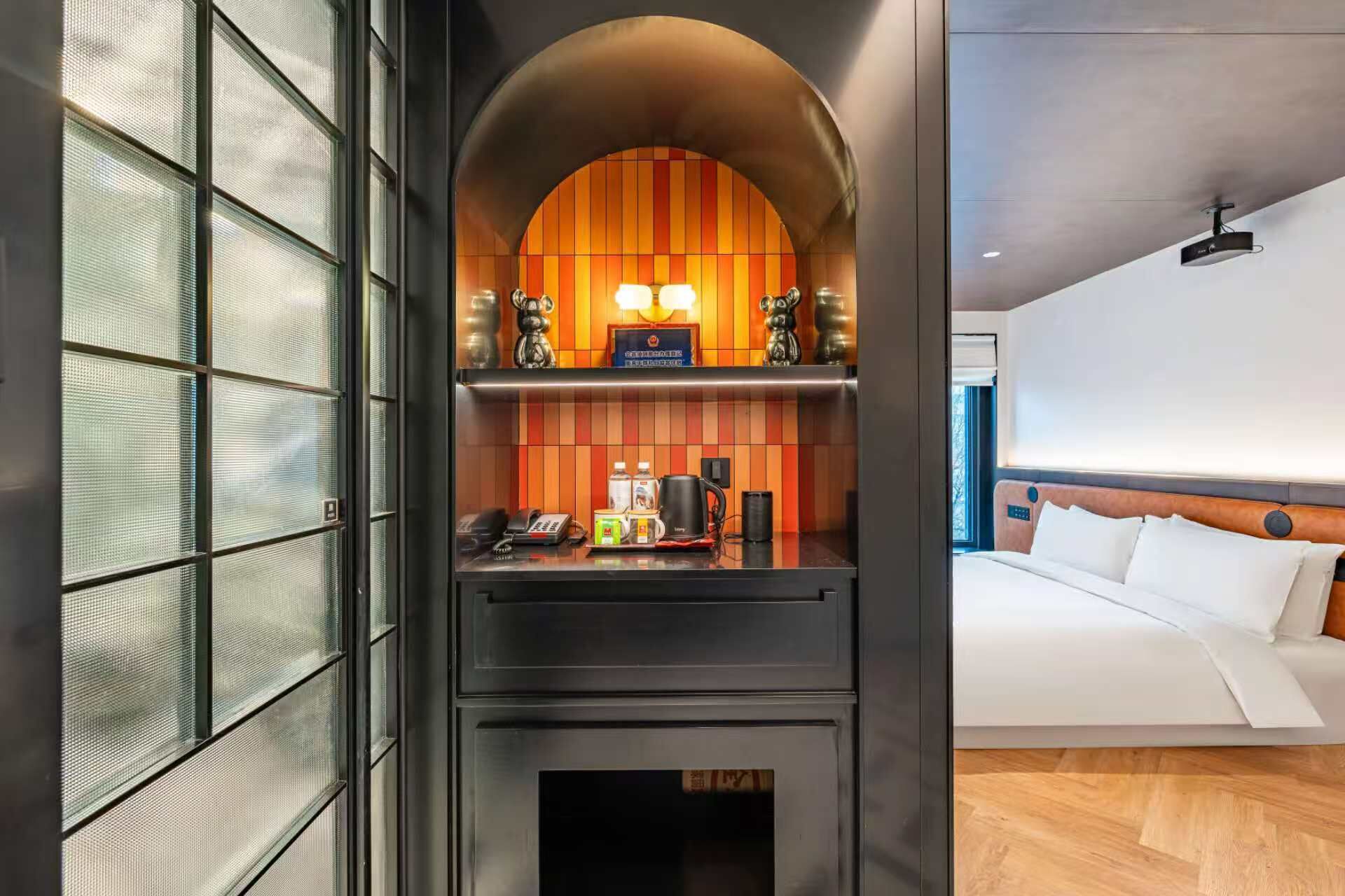 Habitación exclusiva | Ropa de cama de alta calidad, edredón y camas con efecto memoria 