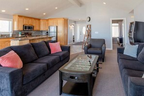 Smart-TV, peis, fotballspill og musikkbibliotek