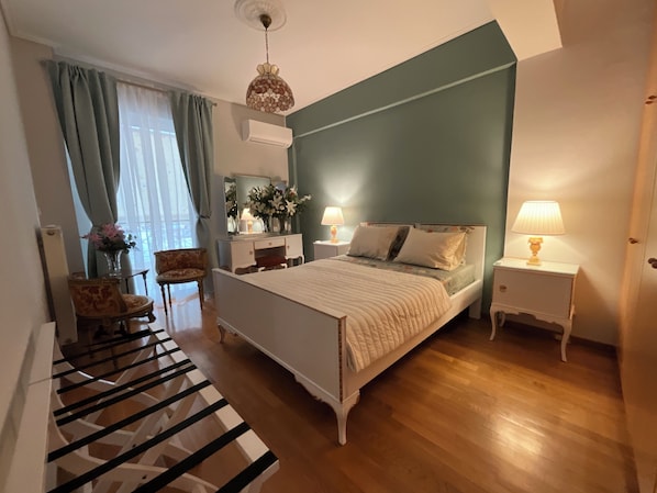 2 chambres, fer et planche à repasser, accès au Wi-Fi (inclus)