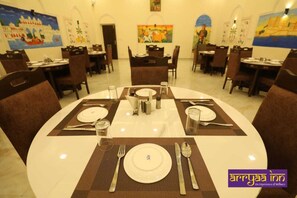 Restaurant - Arryaa Inn (Udaipur)