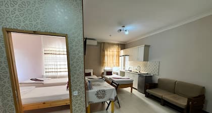 Qamar Hotel