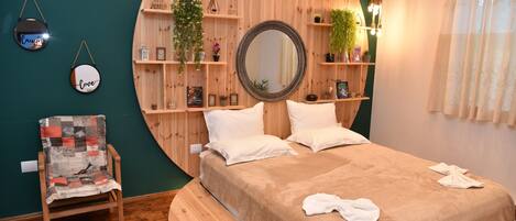 2 slaapkamers, een bureau, geluiddichte muren