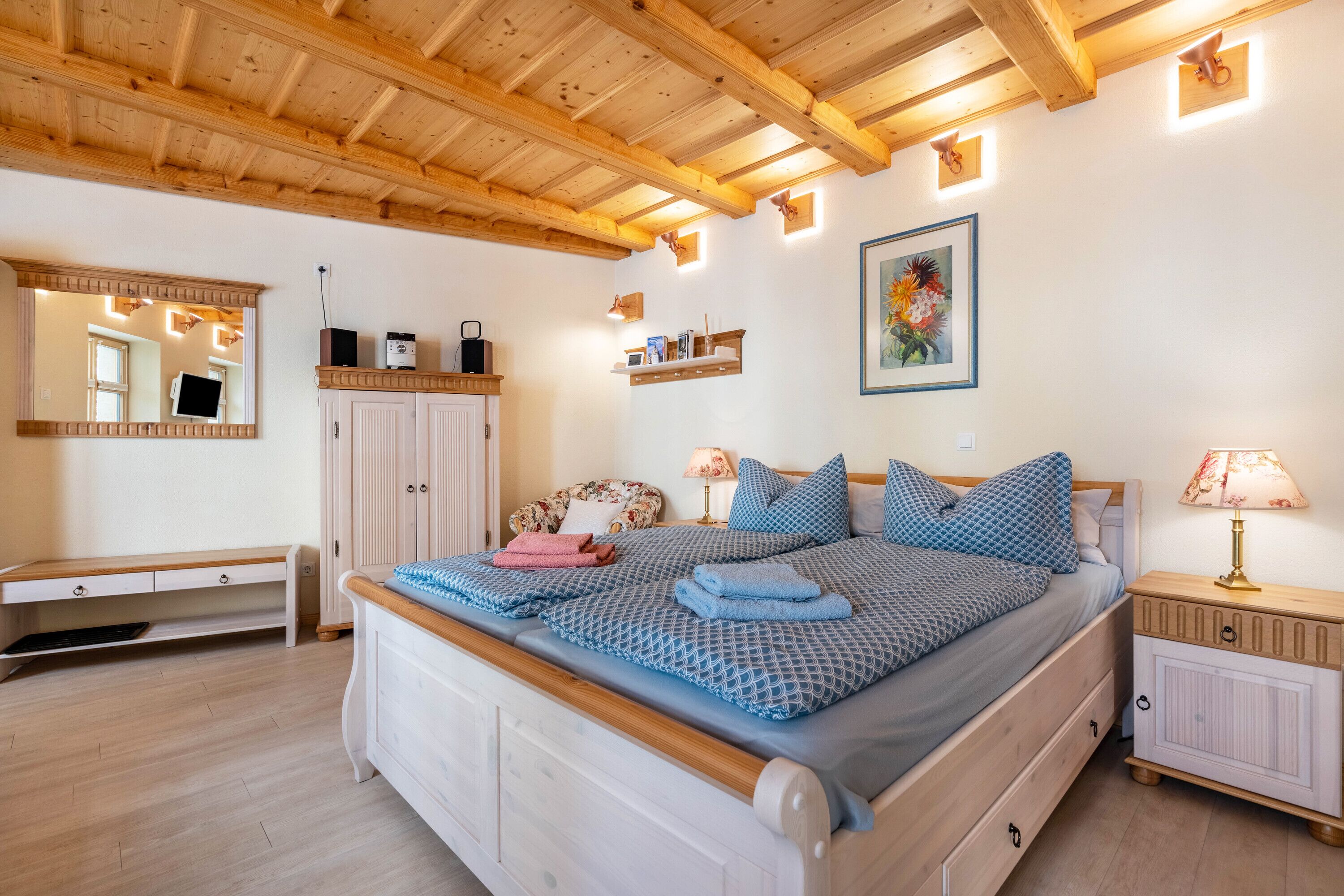 1 quarto, Wi-Fi de cortesia, roupa de cama