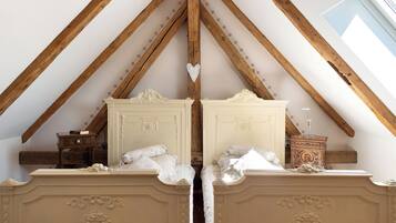 2 quartos, Wi-Fi de cortesia, roupa de cama