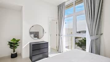 3 bedrooms, iron/ironing board, WiFi, bed sheets