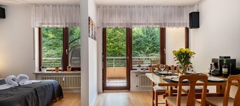 Holiday Apartment 'Zwergenbau' with Shared Garden, Balcony and Wi-Fi