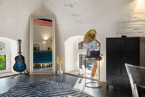 Interior - Business Loft with Parking - Near Industry, Magdeburg (Haldensleben)