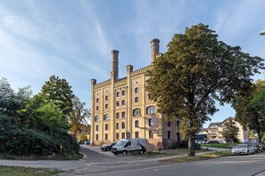 Exterior - Business Loft with Parking - Near Industry, Magdeburg (Haldensleben)