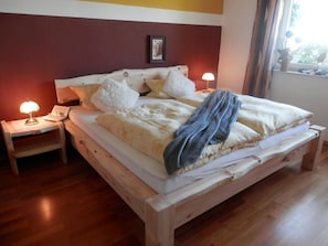 1 Schlafzimmer, kostenloses WLAN, Bettwäsche, Rollstuhlgeeignet