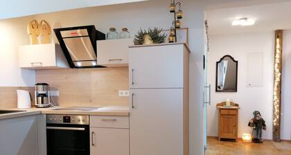 Grabmeier holiday flat - number 3’ with mountain view, balcony and Wi-Fi