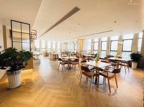 レストラン