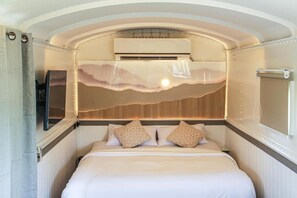 Signature Double Room | Free WiFi, bed sheets - Nex Station Kanchanaburi (Kanchanaburi)