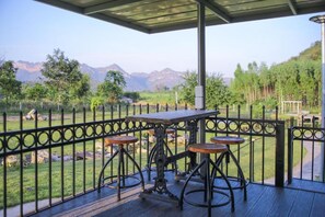Kamar Double Eksklusif | Pemandangan gunung