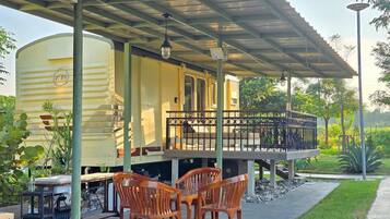 Deluxe Double Room | Terrace/patio