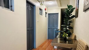 Hallway - O Boutique Tagaytay (Tagaytay)