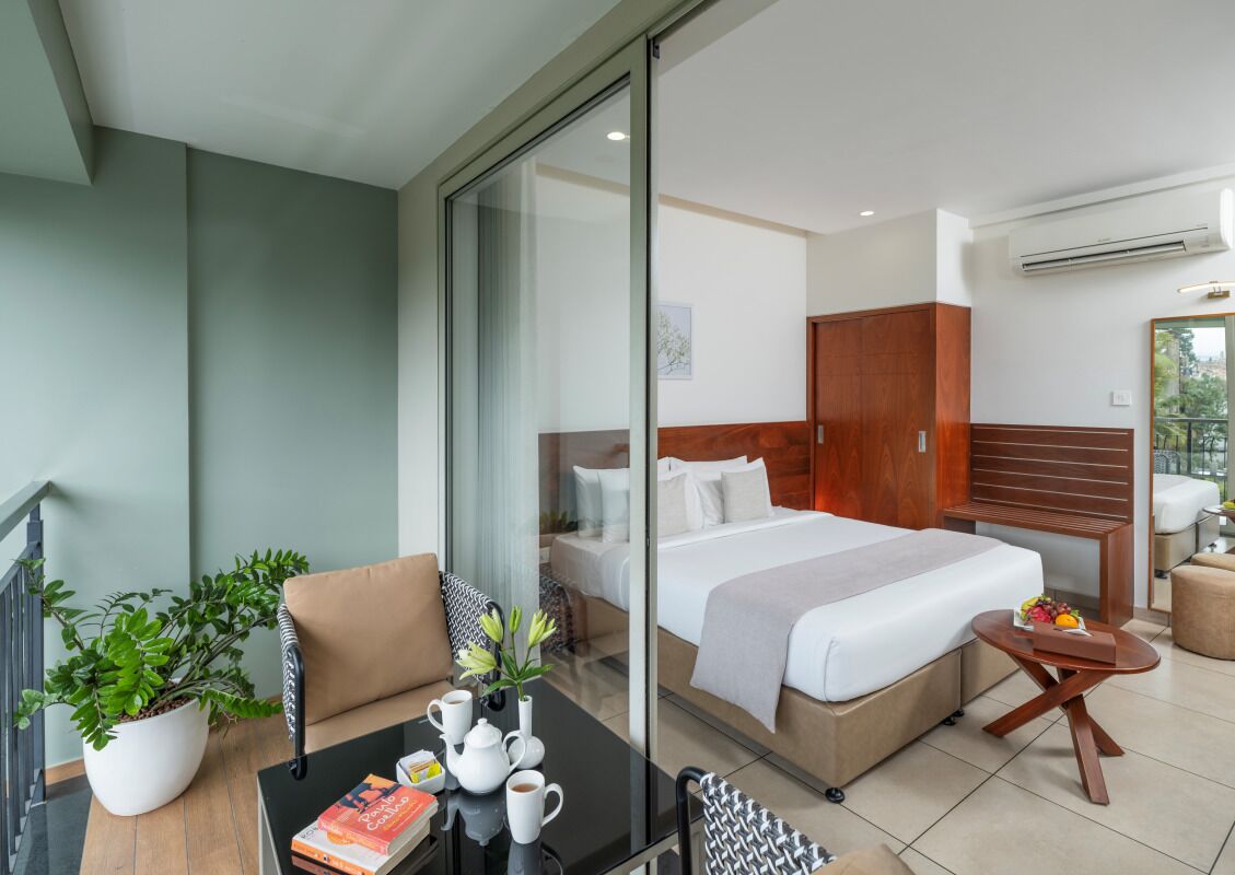 Superior Double Room, City View | In-room safe, desk, laptop workspace, soundproofing