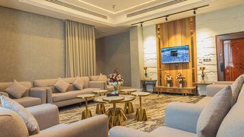 In-room safe, blackout curtains, soundproofing, iron/ironing board
