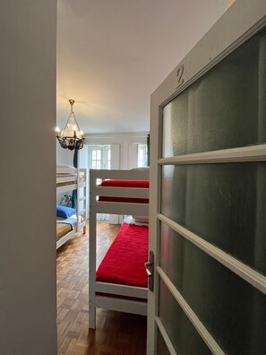 Free WiFi, bed sheets - Casa Augusta AL (Braga)