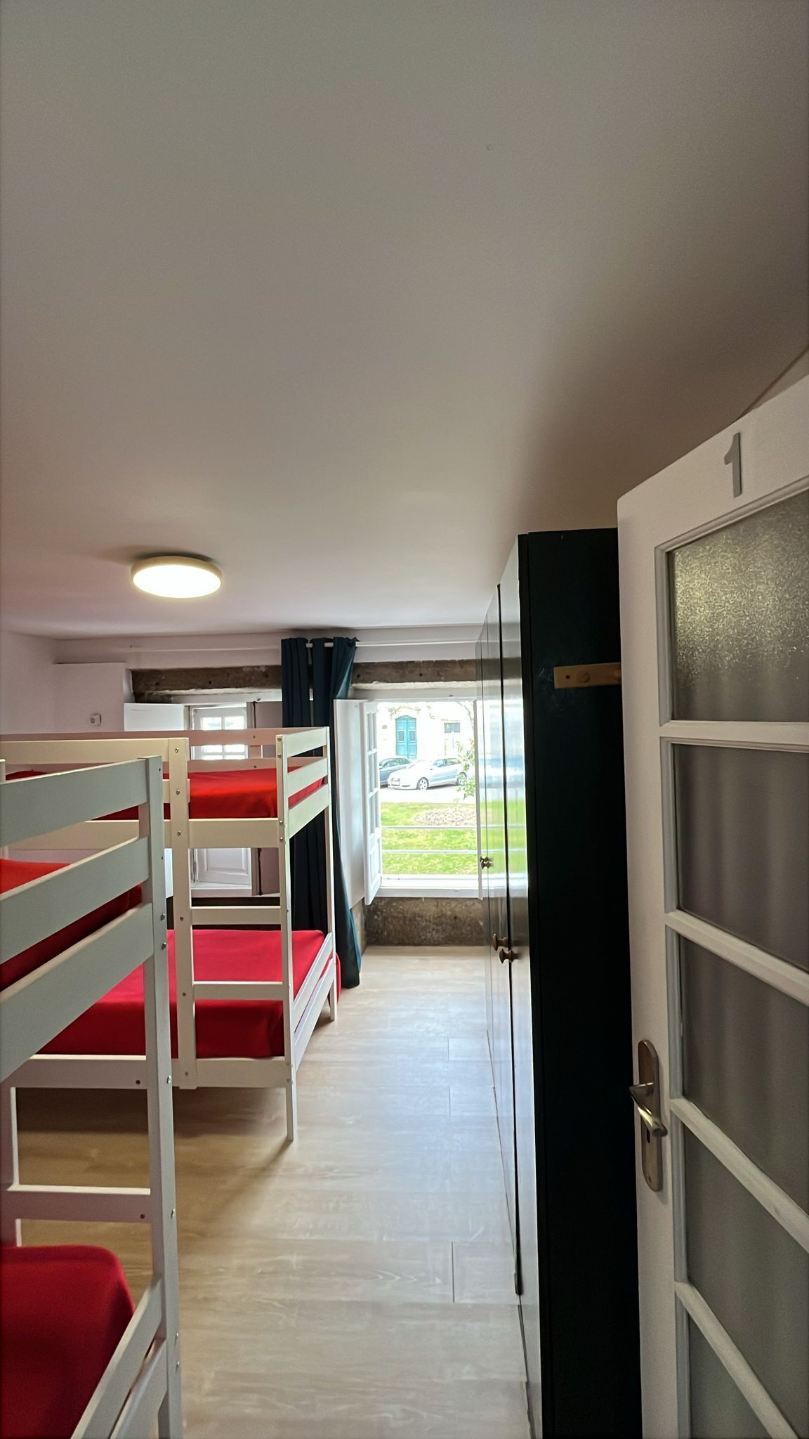 Wi-fi (inkludert) og sengetøy