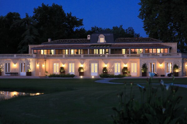 Voorkant van accommodatie