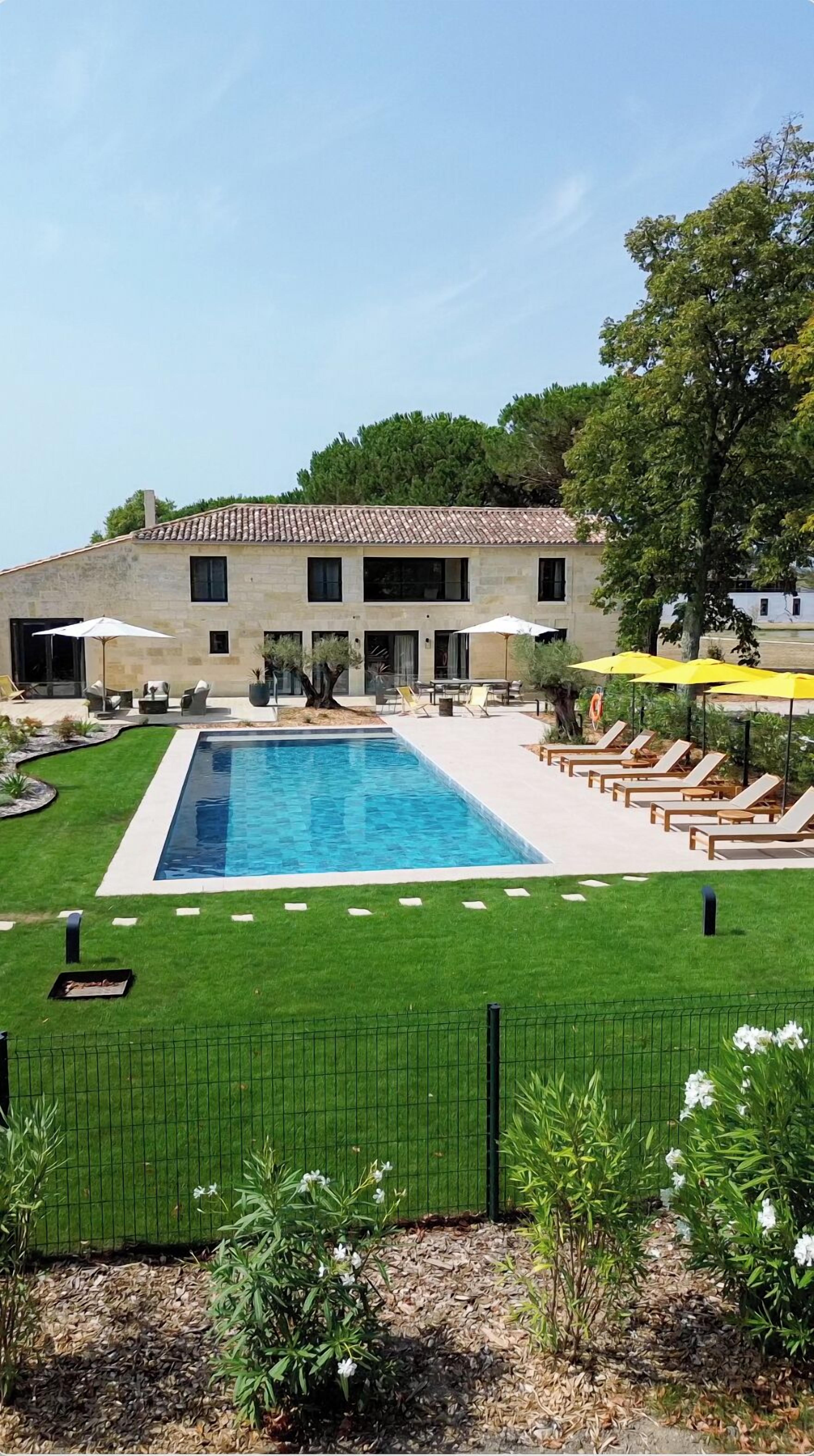 Fachada de la propiedad