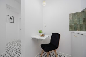 Apartment, 2 Schlafzimmer, Küche | Essbereich im Zimmer