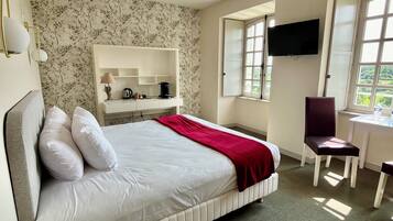Deluxe Double Room | Free WiFi