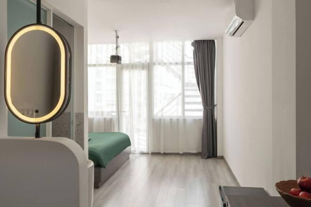 Wifi gratis y ropa de cama