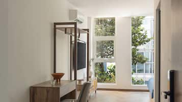 Premium Double With View (3A) | Truy cập Internet không dây miễn phí, bộ trải giường