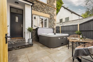 House | 3 bedrooms, desk, Internet - Ferry View Cottage in Bowness-on-windermere (Windermere)