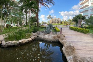 Property grounds - Hotel room 5min from the beach by Gpsrentas (Mazatlán)