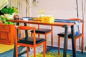 Dining - Hong Tan (Panjin)