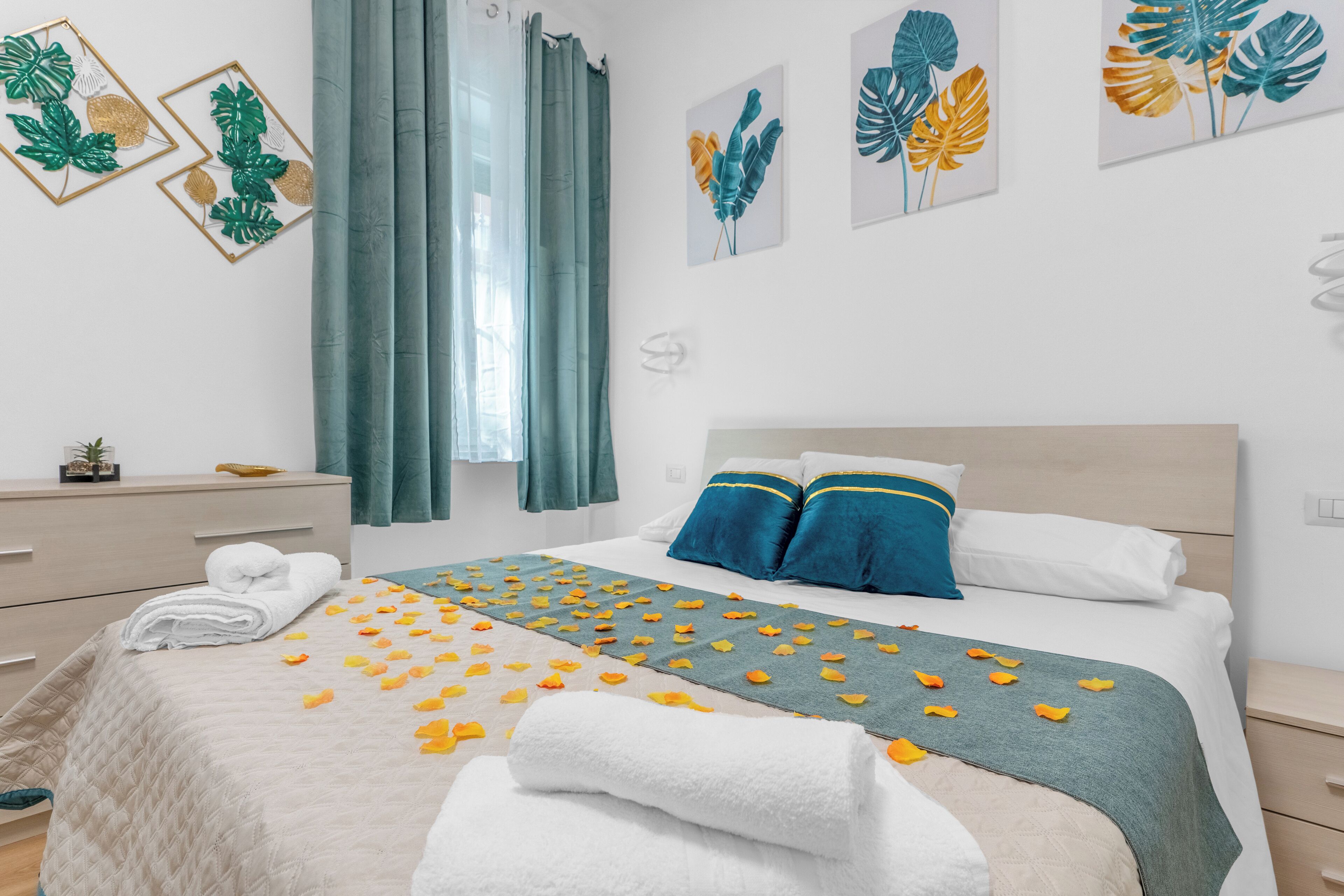 1 bedroom, iron/ironing board, travel crib, free WiFi