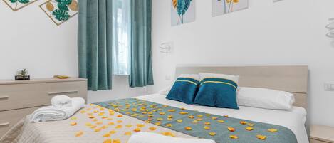 1 chambre, fer et planche à repasser, lit parapluie, Wi-Fi gratuit