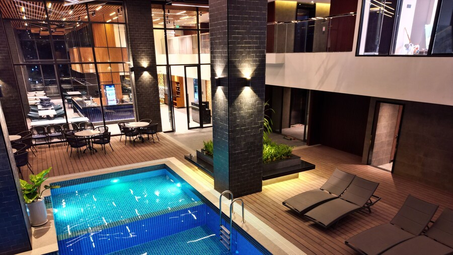 Grand La Vogue Hotel & Casino