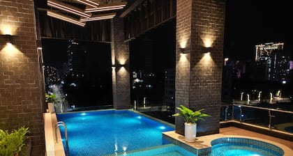 Grand La Vogue Hotel & Casino