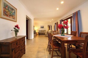 Dining - Finca Mara mit Pool, Ausblick, Ruhige Lage, 3 Schlafz. mit A/c, 2 Bäder, Wifi, (IB)