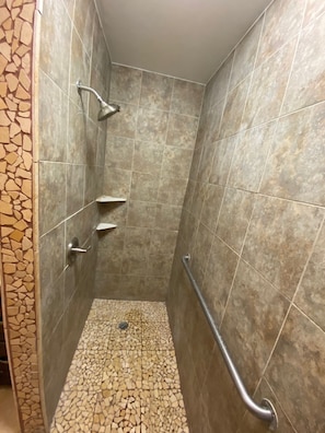 Shower, eco-friendly toiletries, hair dryer, towels