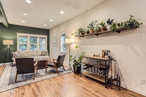 Interior - RINO I Five Points I Downtown I Freshly Remodeled (Denver)