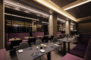 Daily buffet breakfast (EUR 25 per person) - Joy 124 Hotel Milano (Milan)